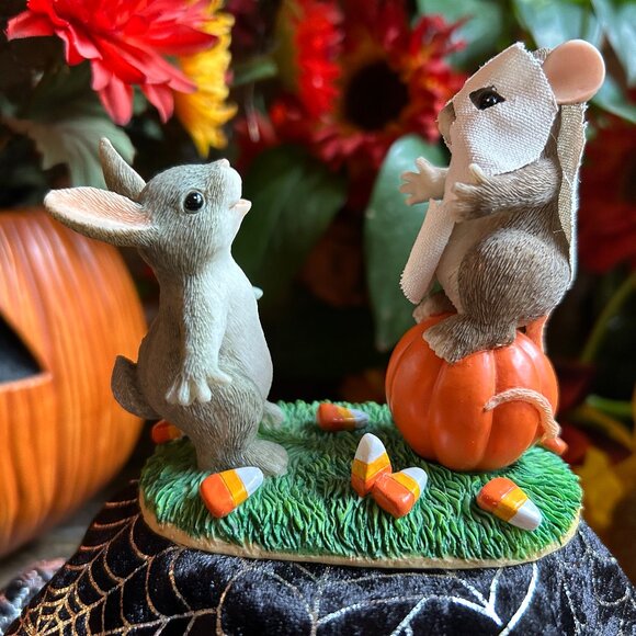 Charming Tails HALLOWEEN “BOOOO” (85/417) - Picture 3 of 12